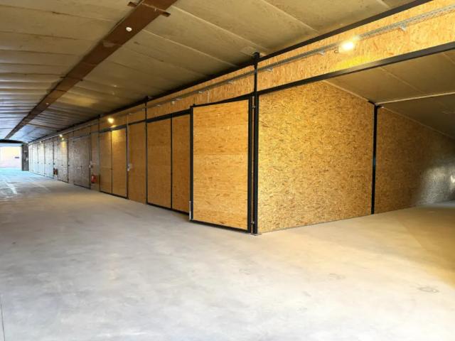 Local Commercial location à Blegny, Wallonie