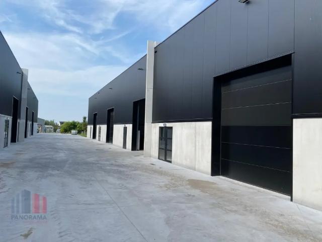 Local Commercial location à Buggenhout, Oost-Vlaanderen