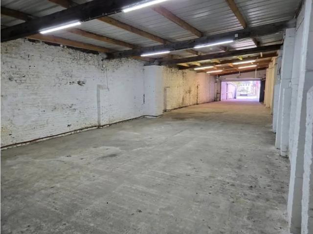 Local Commercial location à Charleroi