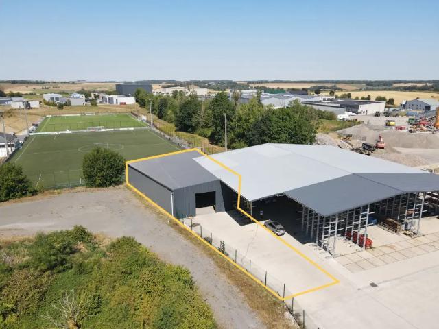 Local Commercial location à Ciney, Wallonie