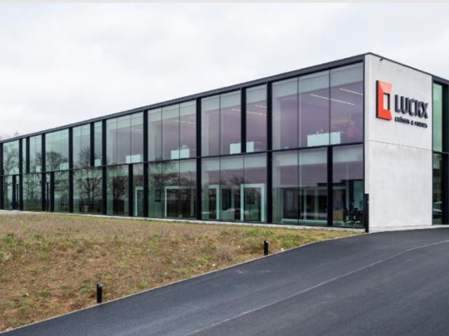 Local Commercial location à Itter, Wallonie