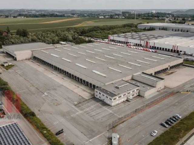Local Commercial location à Courcelles, Wallonie
