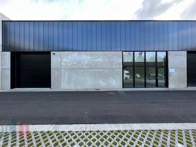 Local Commercial location à Dendermonde, Oost-Vlaanderen