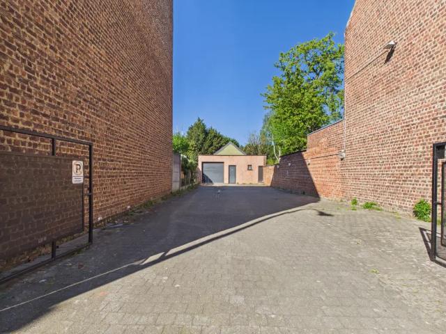 Local Commercial location à Drogenbos, Brabant