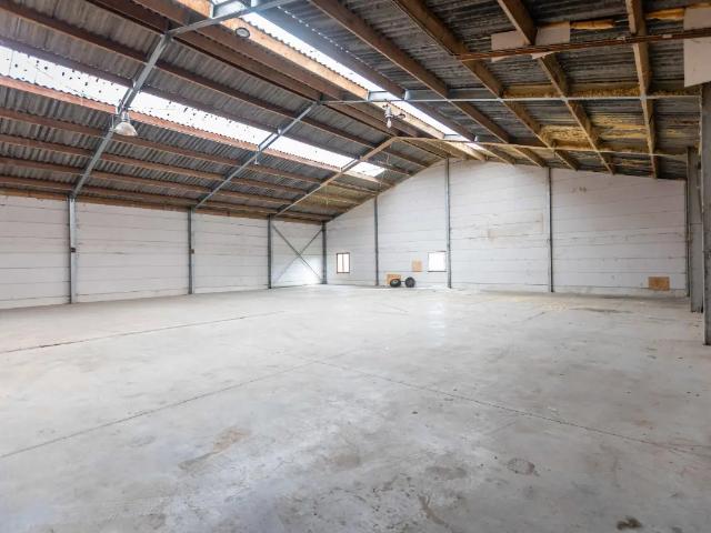 Local Commercial location à Éghezée, Wallonie