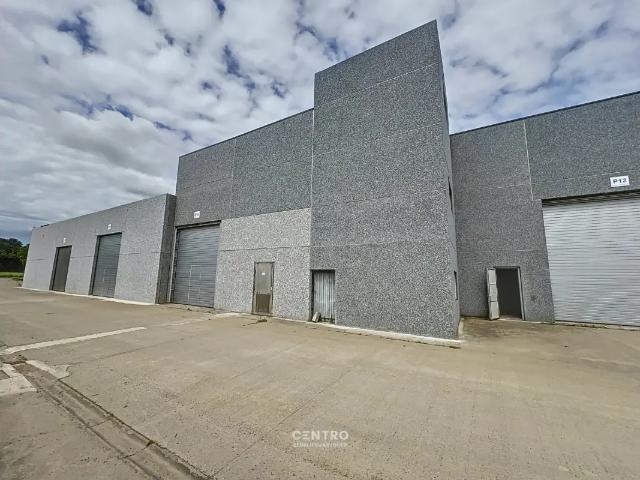 Local Commercial location à Ieper, West-Vlaanderen
