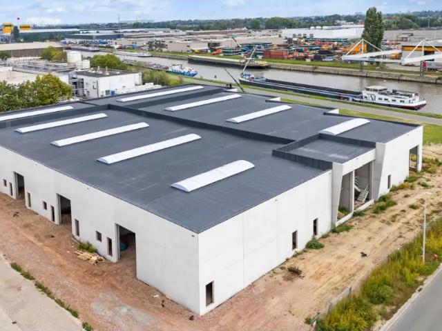 Local Commercial location à Evergem, Oost-Vlaanderen