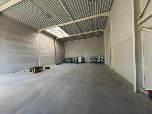 Local Commercial location à Herent, Brabant