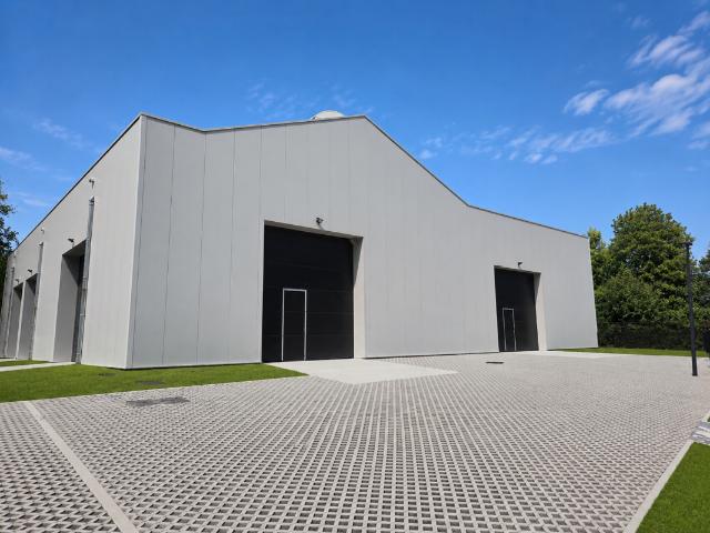 Local Commercial location à Herfelingen, Brabant