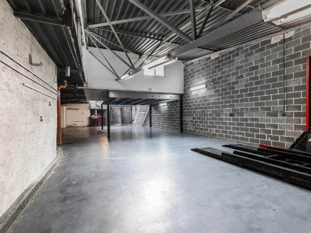 Local Commercial location à Elsene, Bruxelles