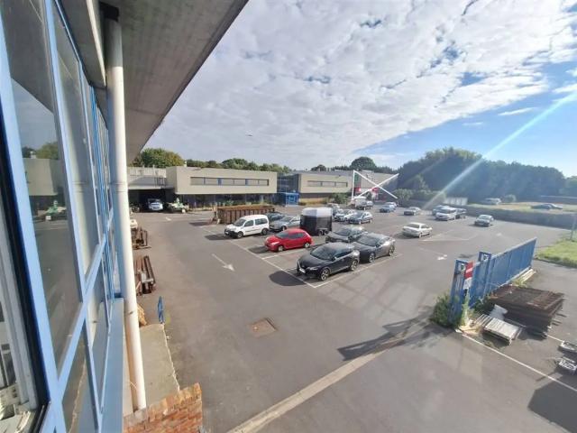 Local Commercial location à Iseghem, West-Vlaanderen