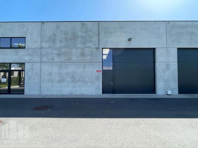 Local Commercial location à Jabbeke, West-Vlaanderen