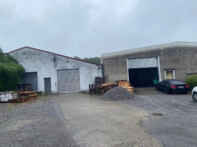 Local Commercial location à Charleroi, Wallonie