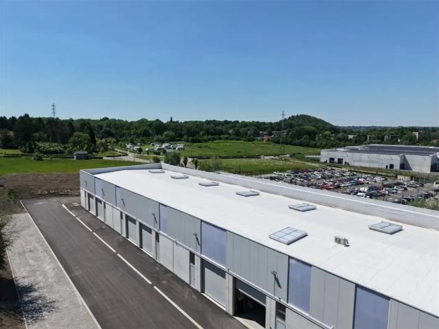 Local Commercial location à Charleroi, Wallonie