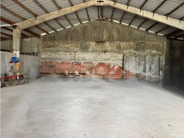 Local Commercial location à Couckelaere, West-Vlaanderen