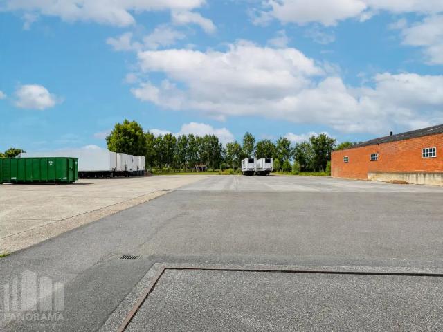 Local Commercial location à Kortemark, West-Vlaanderen