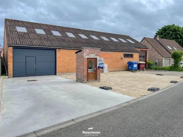 Local Commercial location à Laplaigne, Wallonie