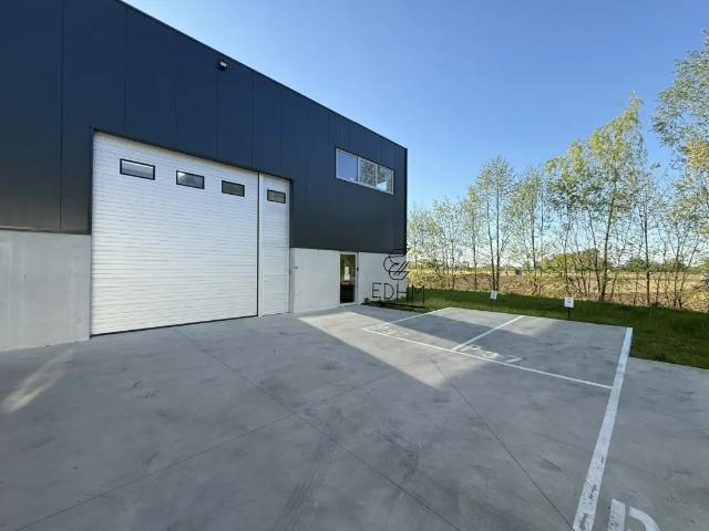 Local Commercial location à Lede, Oost-Vlaanderen