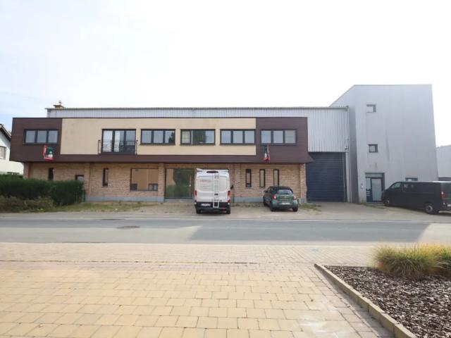 Local Commercial location à Lembeek, Halle