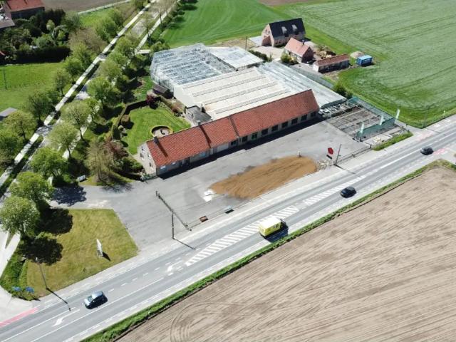 Local Commercial location à Alveringem, West-Vlaanderen