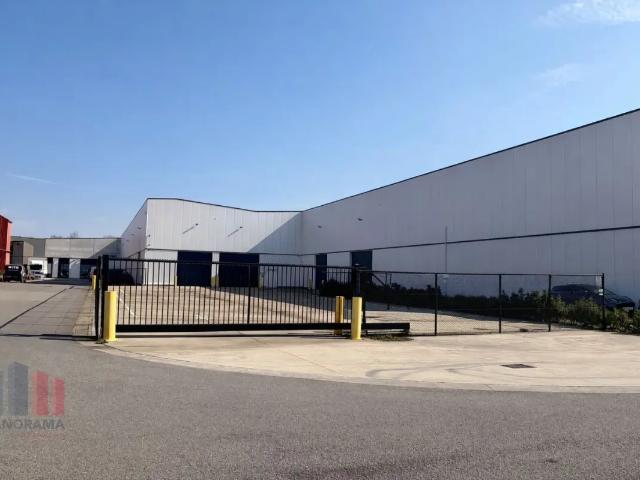 Local Commercial location à Lummen, Limburg