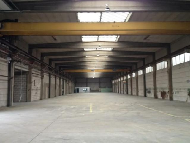 Local Commercial location à Manage, Wallonie