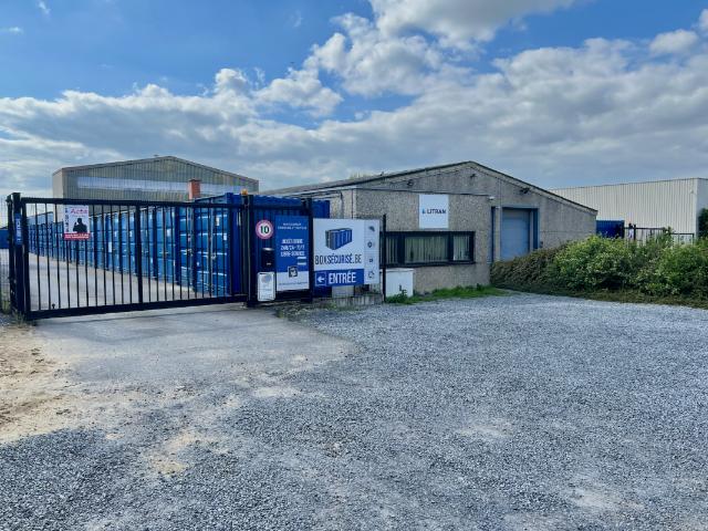 Local Commercial location à Brunehaut, Wallonie