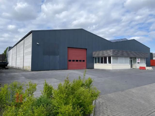 Local Commercial location à Tielt, West-Vlaanderen
