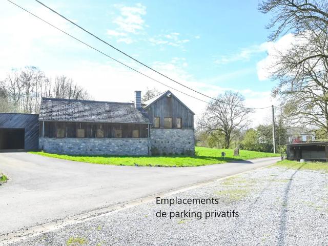 Local Commercial location à Nandrin, Wallonie