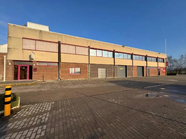 Local Commercial location à Ninove, Oost-Vlaanderen