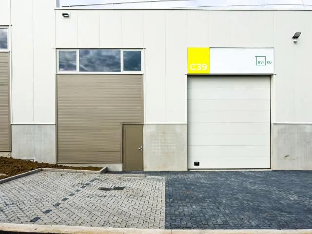 Local Commercial location à Nijvel, Wallonie