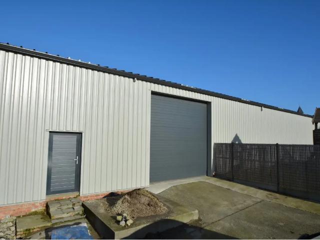 Local Commercial location à Hertsberge, West-Vlaanderen