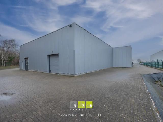 Local Commercial location à Opglabbeek, Limburg