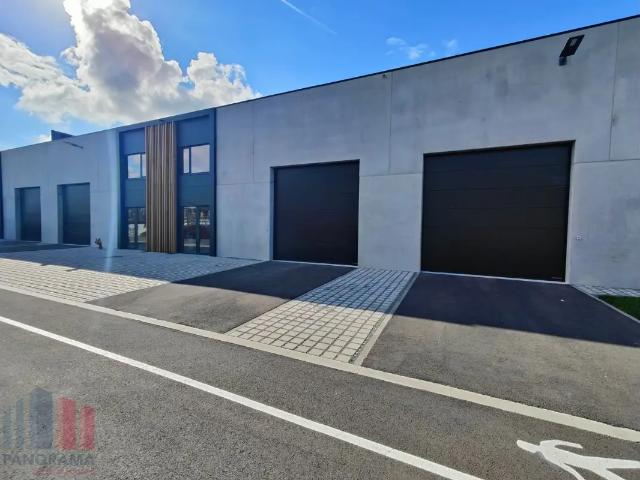 Local Commercial location à Oudenburg, West-Vlaanderen