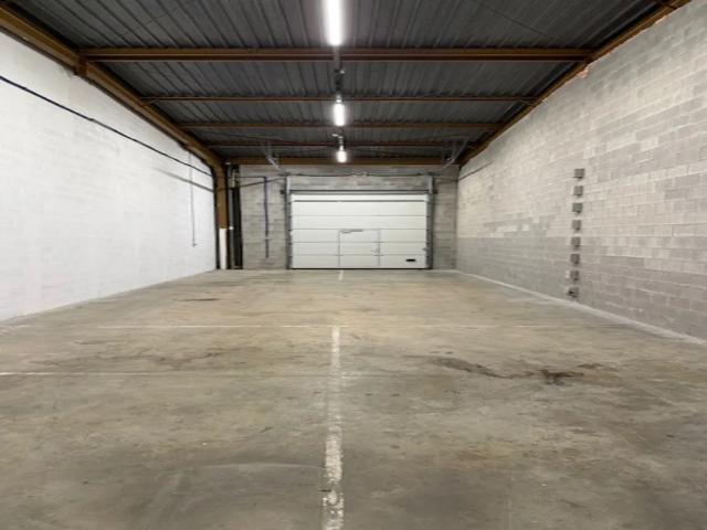 Local Commercial location à Chapelle-lez-herlaimont, Wallonie