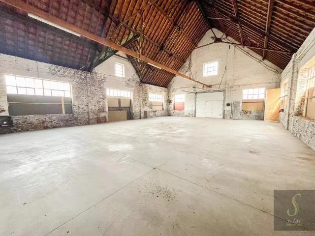 Local Commercial location à Binche, Wallonie