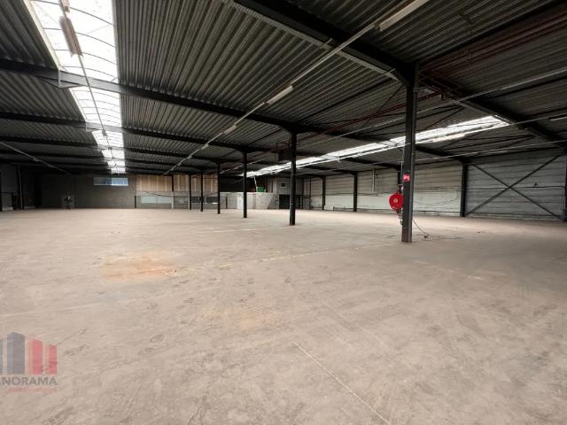 Local Commercial location à Roeselare, West-Vlaanderen