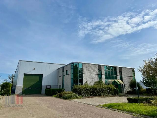 Local Commercial location à Gelinden, Limburg