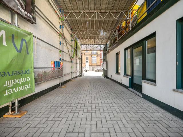 Local Commercial location à Colignon, Schaerbeek - Schaarbeek