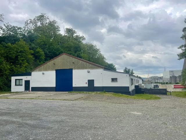 Local Commercial location à Seraing, Wallonie