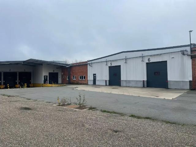 Local Commercial location à Sint-niklaas, Oost-Vlaanderen