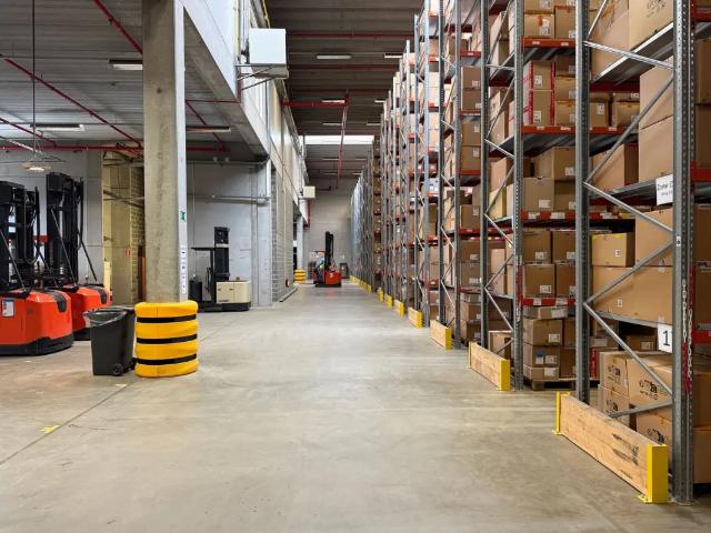 Local Commercial location à Sint-niklaas, Oost-Vlaanderen