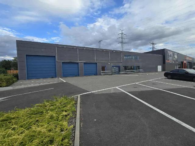 Local Commercial location à Tamise, Oost-Vlaanderen