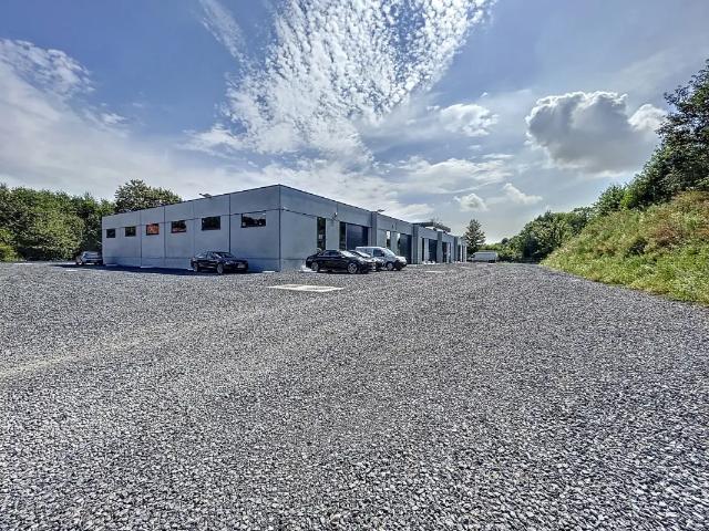 Local Commercial location à Brunehaut, Wallonie