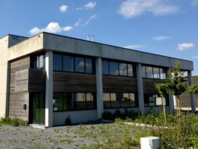 Local Commercial location à Brunehaut, Wallonie