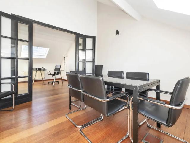 Local Commercial location à Uccle - Ukkel, Brussel-Hoofdstad - Bruxelles-Capitale