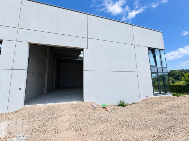 Local Commercial location à Oostpoort, Waregem