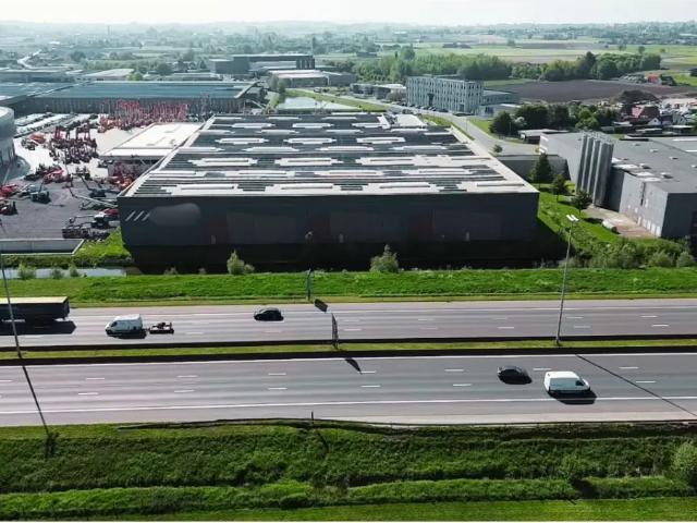 Local Commercial location à Waregem, West-Vlaanderen