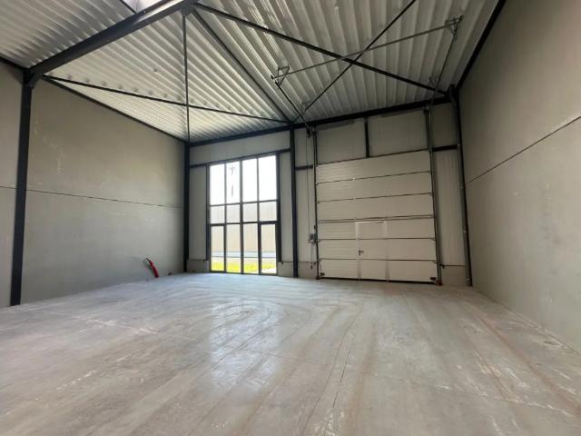 Local Commercial location à Wevelgem, West-Vlaanderen