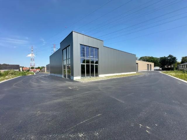 Local Commercial location à Wevelgem, West-Vlaanderen